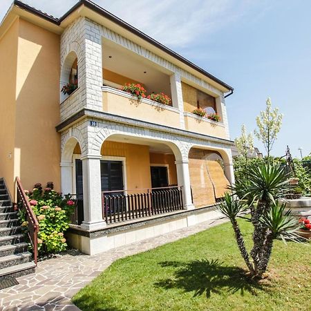 Apartments Cvitan 1. Floor Πόρετς Εξωτερικό φωτογραφία