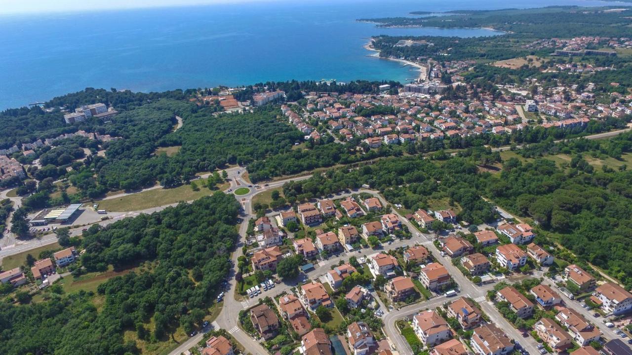 Apartments Cvitan 1. Floor Πόρετς Εξωτερικό φωτογραφία